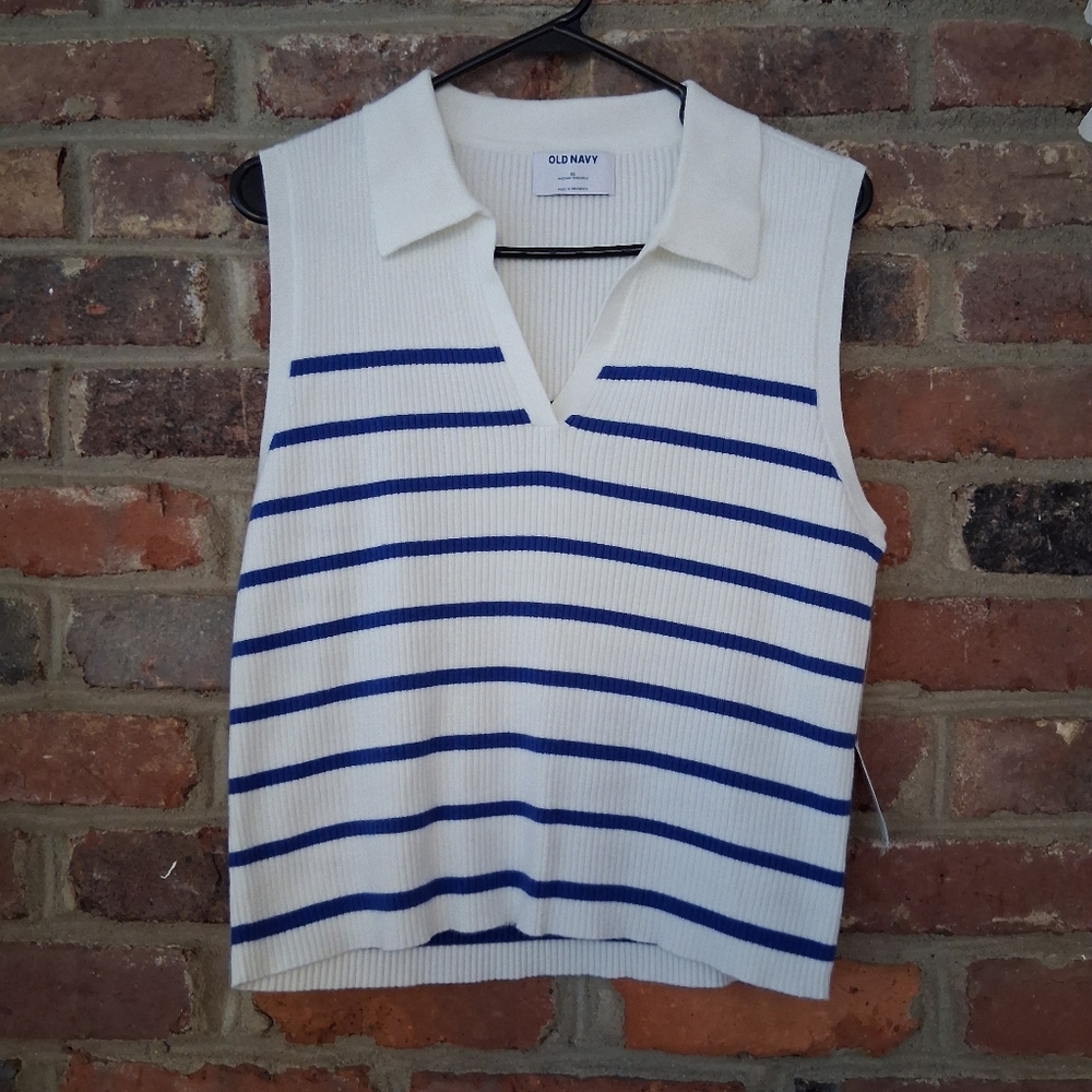 NWT Nautical Ribbed Cropped Top